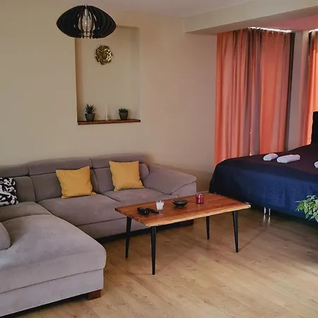 Apartman *